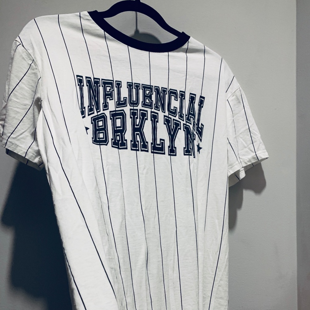 Oversized sports shirt